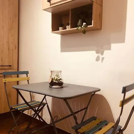 In Zona A Uso Esclusivo バーリ